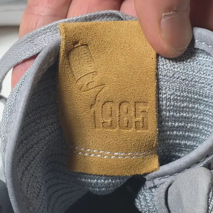 [BUNJANG] Nike Air Jordan 1 Flyknit Grey 260 / 정품 나이키 에어 조던 1 플라이니트 그레이 260