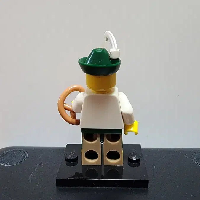[BUNJANG] Lego Season Minifigure 8 Pretzel Guy / 레고 시즌미니피규어8 프레첼 가이