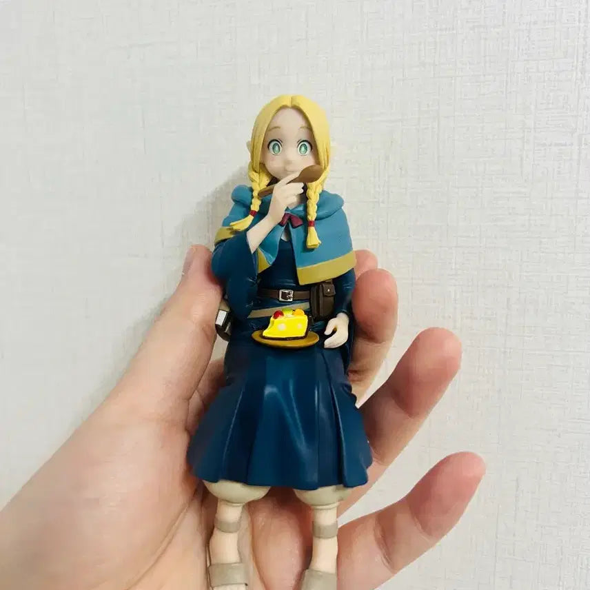 [BUNJANG] Delicious in Dungeon Marcille Noodle Stopper Figure / 던전밥 마르실 누들 스토퍼 피규어팝니다.