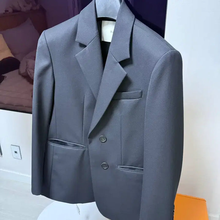 [SOLD OUT] 던스트 에센셜 울 블레이저 블랙