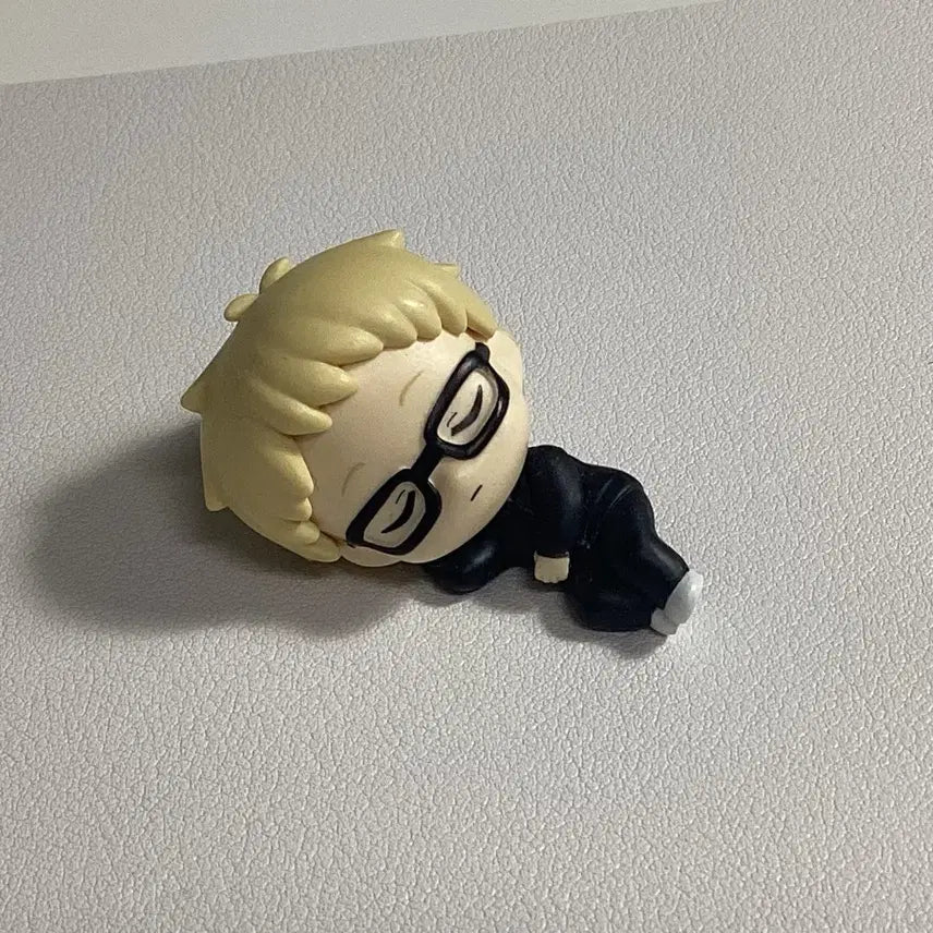 [BUNJANG] Haikyuu!! Tsukishima Nemurase-tai Figure / 하이큐 네무라세타이 츠키시마