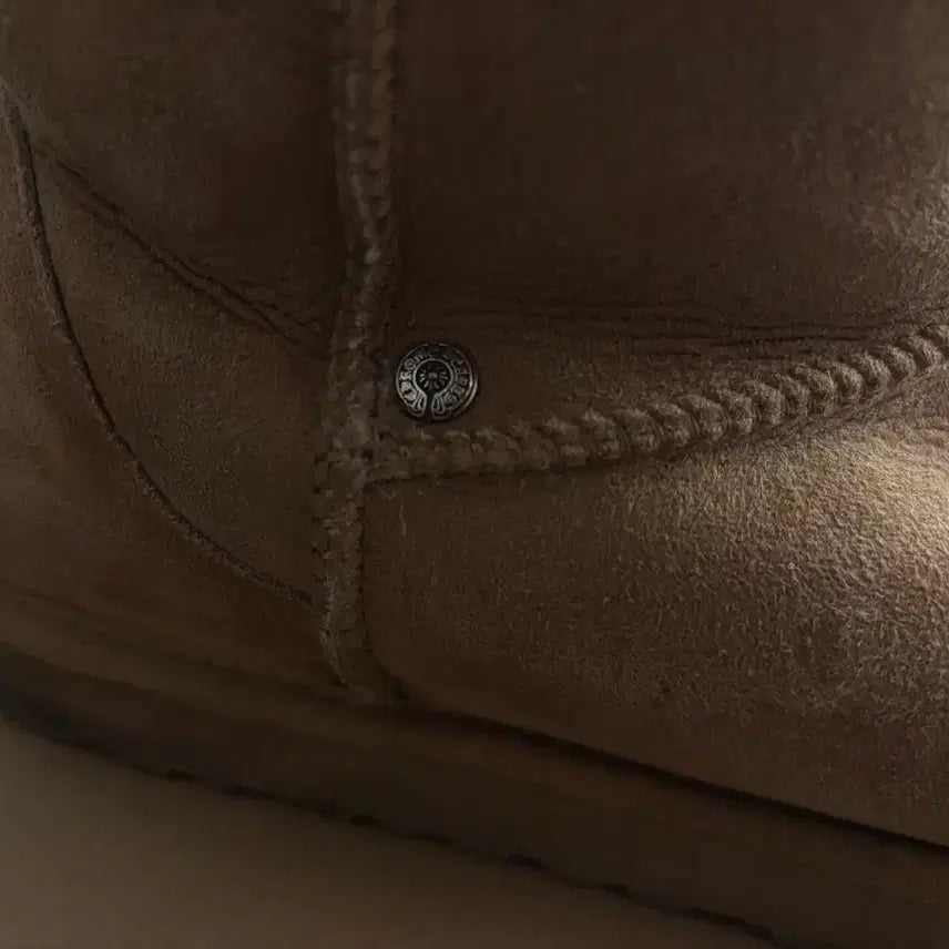 [BUNJANG] Chrome Hearts Custom UGG Boots / 크롬하츠 커스텀 어그 230/280