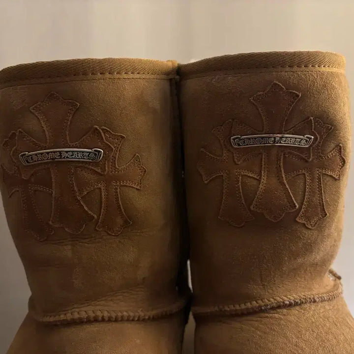 [BUNJANG] Chrome Hearts Custom UGG Boots / 크롬하츠 커스텀 어그 230/280