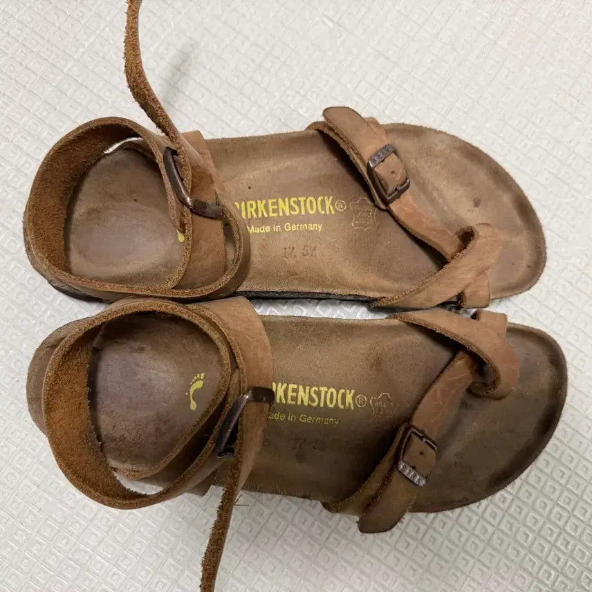 [BUNJANG] Birkenstock Yara Sandals / 버켄스탁 야라 240