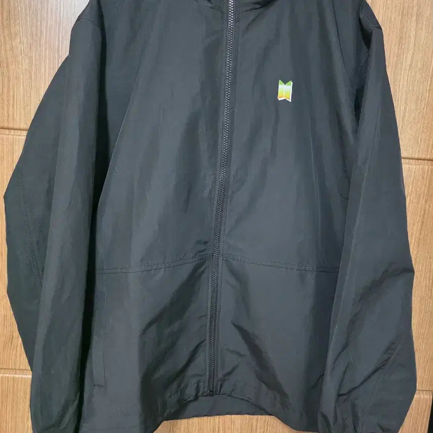 [BUNJANG] BTS Official Windbreaker Jacket L / [미사용] BTS 공식 굿즈 바람막이 자켓 L
