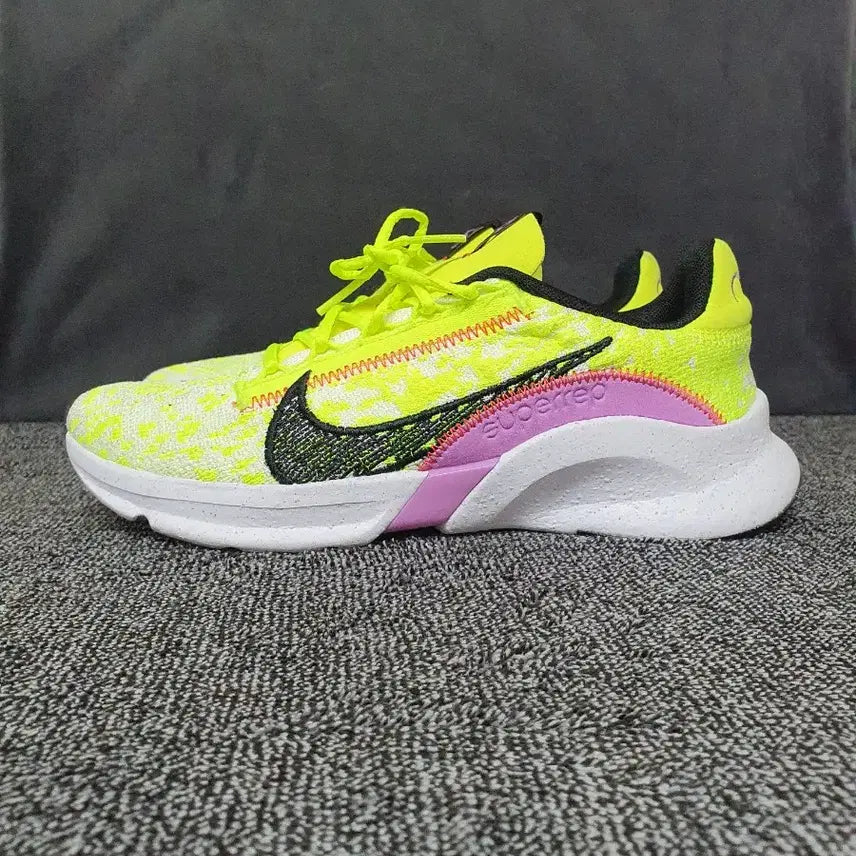 [BUNJANG] Nike SuperRep Go 3 Flyknit Next Nature Volt Rush Fuchsia 240mm / 나이키 슈퍼렙 고 3 플라이니트 넥스트 네이처 볼트 러쉬 푸시아 240m