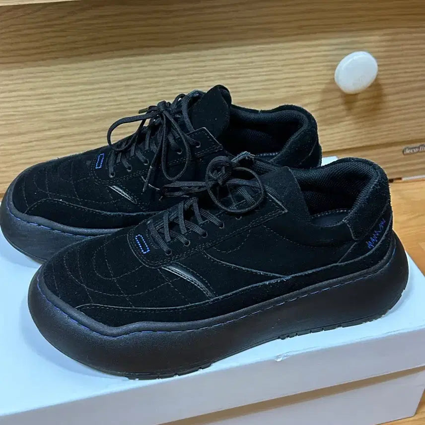 [BUNJANG] ADER Error Log WEM Triple Black Sneakers / [250]아더에러 Log WEM 트리플 블랙 스니커즈