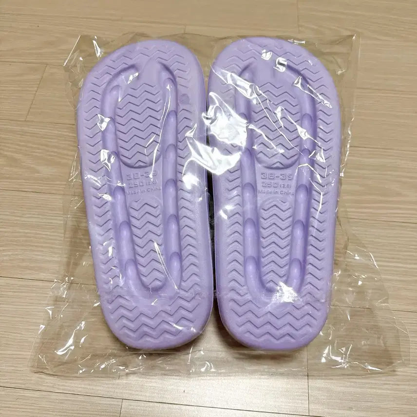 [SOLD OUT] (새상품) 산리오 키티 쿠로미 마이멜로디 슬리퍼