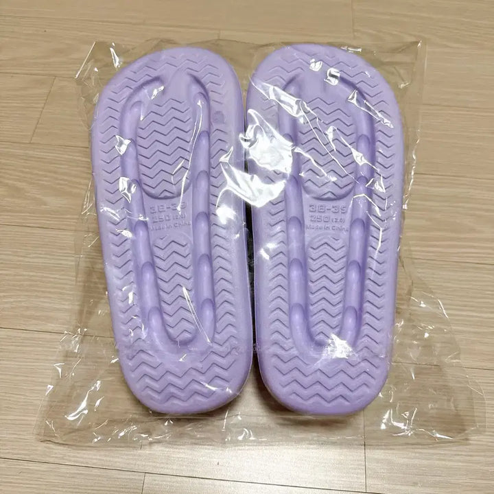 [SOLD OUT] (새상품) 산리오 키티 쿠로미 마이멜로디 슬리퍼
