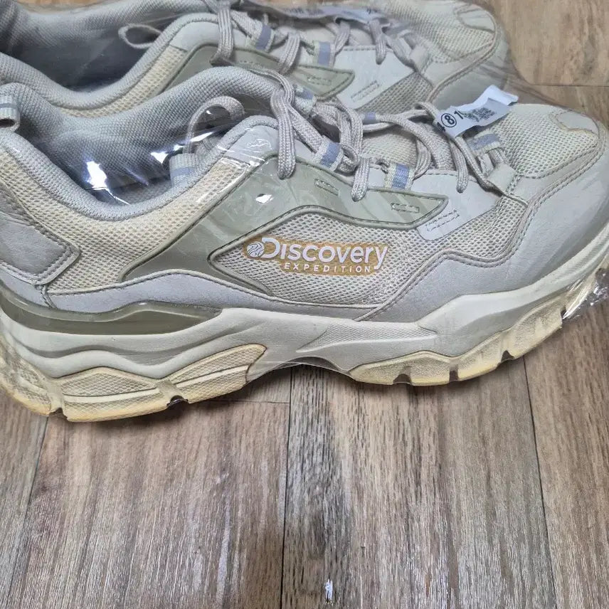 [BUNJANG] Discovery Bucket Mountain LT Sneakers / 디스커버리 버킷마운틴lt 추정 250사이즈