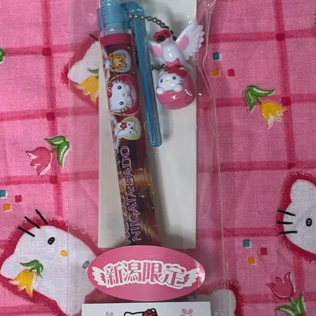 [BUNJANG] Hello Kitty Niigata Sado Island Toki Limited Edition Ballpoint Pen Strap / 고전 키티 니가타 사도섬 따오기 지역한정 볼펜 스트랩 미사용