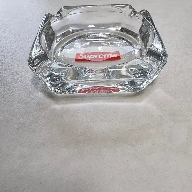 [BUNJANG] Supreme Crystal Ashtray / 슈프림 크리스탈 재떨이