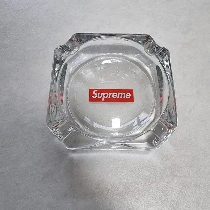 [BUNJANG] Supreme Crystal Ashtray / 슈프림 크리스탈 재떨이