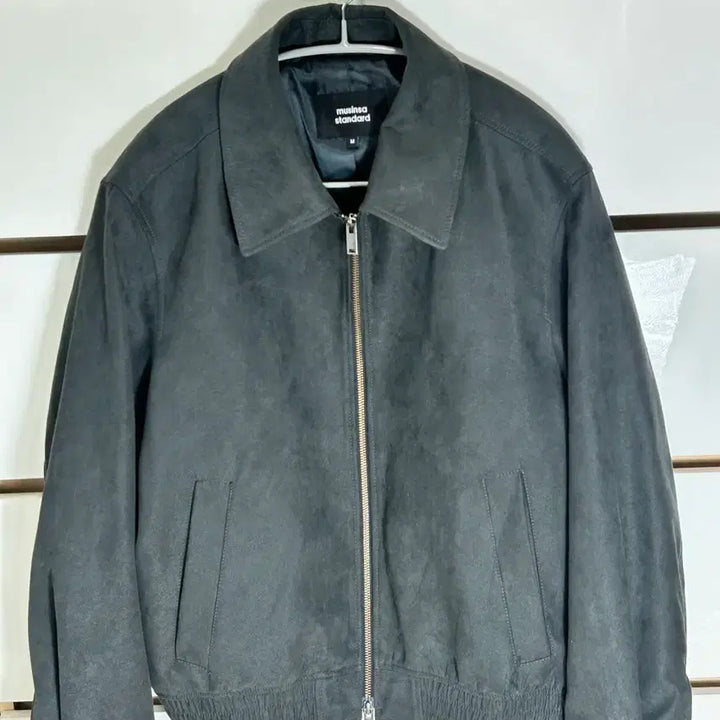 [SOLD OUT] 무신사 스탠다드 스웨이드 블루종 M