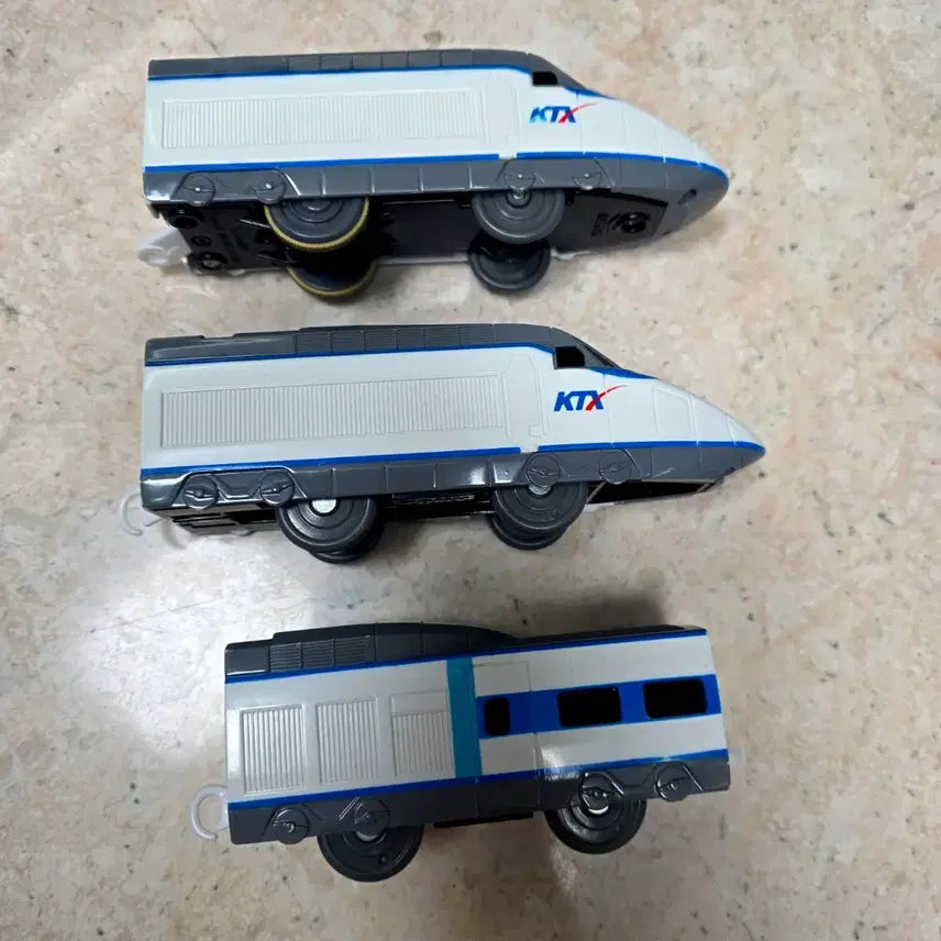 [BUNJANG] Takara Tomy KTX Train 3-Car Set / 프라레일 KTX기차3량 단종제품 토미카 신칸센 타카라토미 프라모델기차놀이