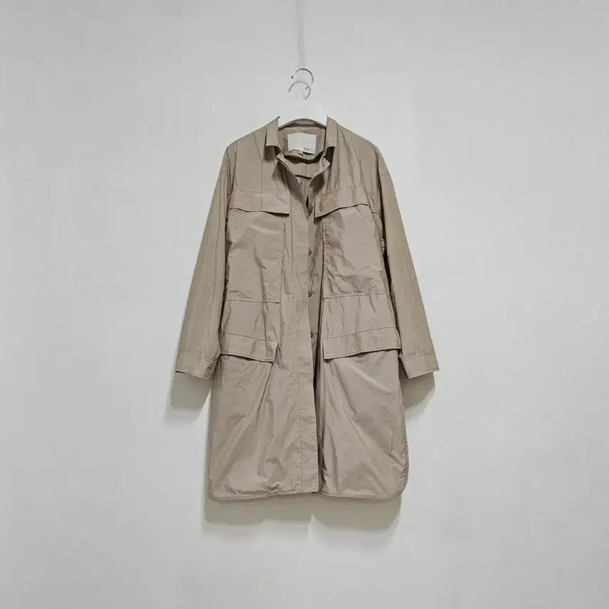 [BUNJANG] BERTI Beige Windbreaker Coat / 베르띠 BERTI 바스락 코트