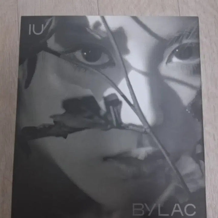 [BUNJANG] IU LILAC 5th Album / IU 앨범 LILAC 라일락 5집 앨범 팝니다!