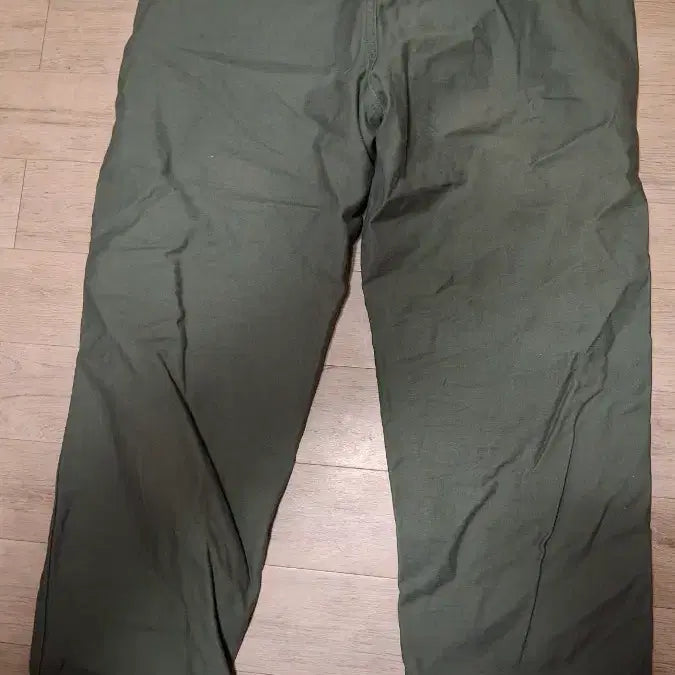 [BUNJANG] Musinsa Standard Olive Chino Pants / 무신사스탠다드 올리브치노