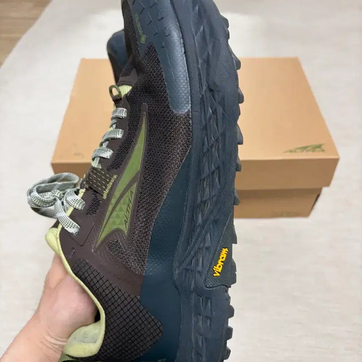 [BUNJANG] Roa Altra Team P5 GTX Sneakers / [275]로아 알트라 팀프5 GTX
