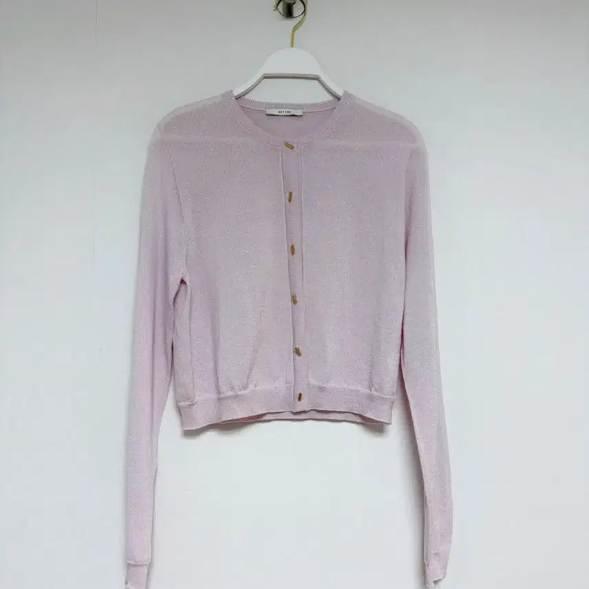 [SOLD OUT] 연보라 홀로그램 펄 크롭 가디건