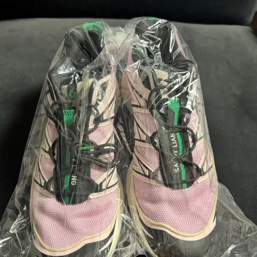 [BUNJANG] Salomon x Sandy Liang Speedcross Pink Sneakers 270 / 살로몬 X 샌디리앙 스피드크로스 핑크 운동화 270 사이즈