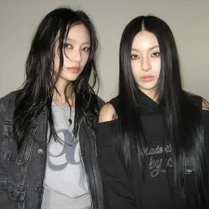 [BUNJANG] AS ON Kiko Off Shoulder Hoodie / 애즈온 키코 오프숄더 후드 (카시코마뗑킴미스치프오호스애즈온스컬프터오도어