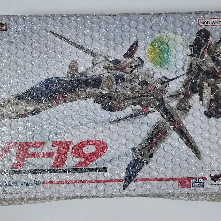 [SOLD OUT] DX초합금 YF-19 발키리 이사무기