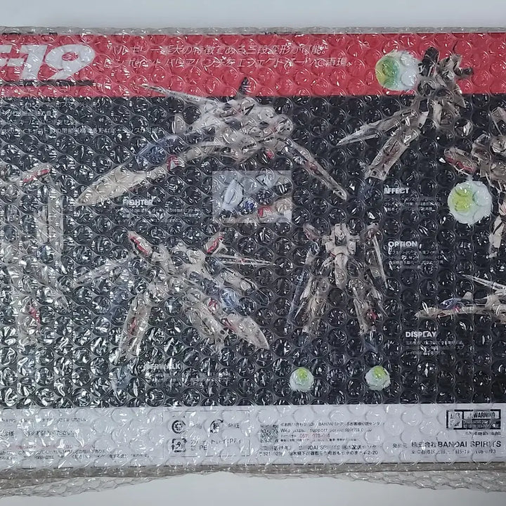 [SOLD OUT] DX초합금 YF-19 발키리 이사무기
