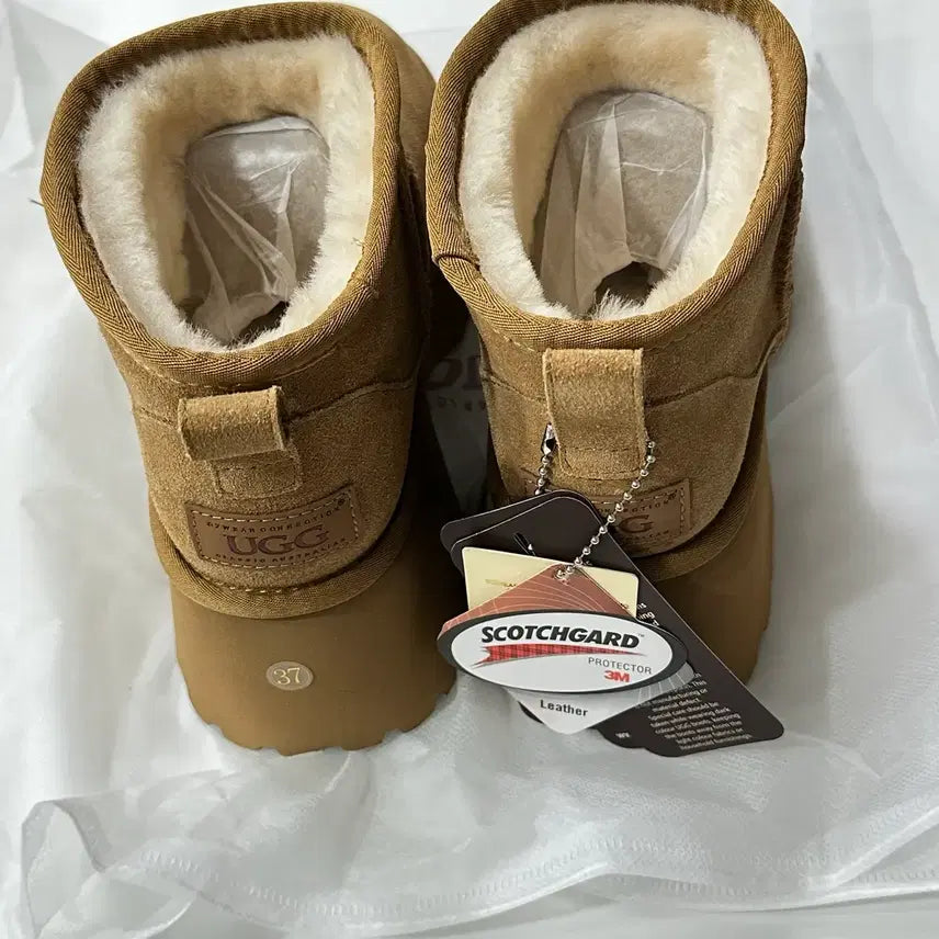 [BUNJANG] UGG Boot/Shoe/Slipper Bundle / 정품 어그 3종 정리 (새상품2 + 1회착용 )