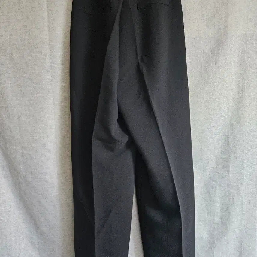 [BUNJANG] Black Pin Tuck Slacks / 핀턱주름 블랙 슬렉스