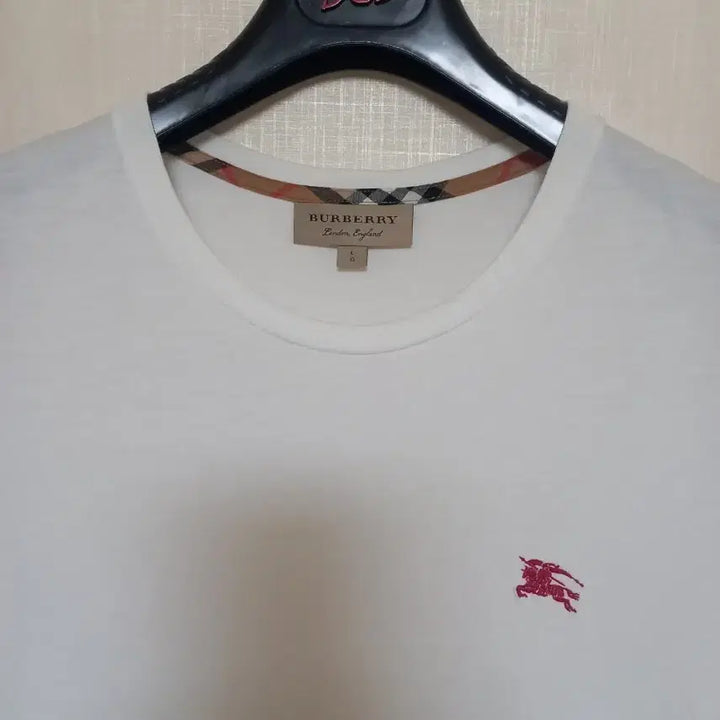 [BUNJANG] Burberry Crew Neck T-shirt / 버버리 크루넥 100