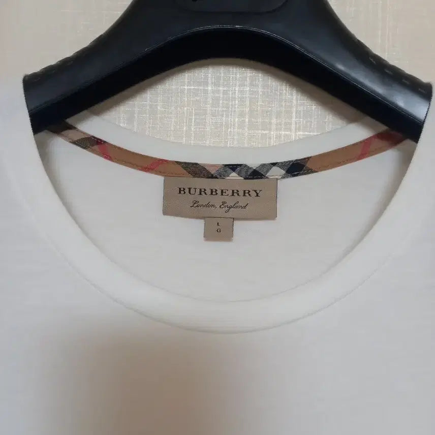 [BUNJANG] Burberry Crew Neck T-shirt / 버버리 크루넥 100