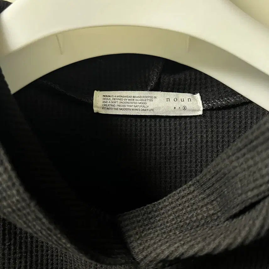 [BUNJANG] Known Waffle Hoodie Black Size 2 / 노운 와플 후드 티셔츠 2사이즈