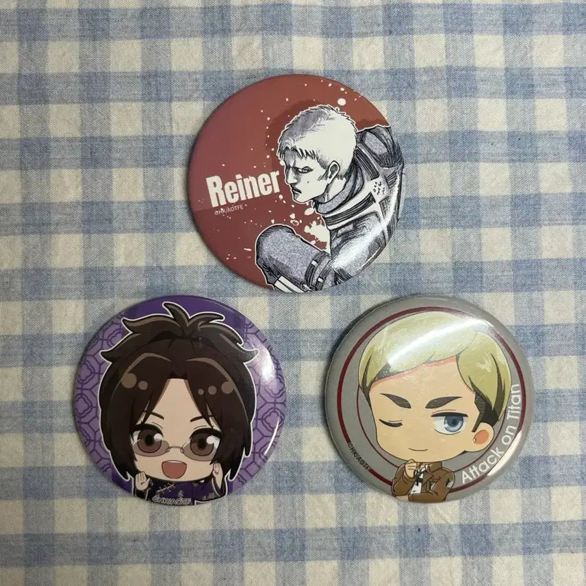 [BUNJANG] Attack on Titan Badge Set - Erwin, Hanji, Reiner / (일괄)진격의거인 벳지 뱃지 엘빈 한지 라이너