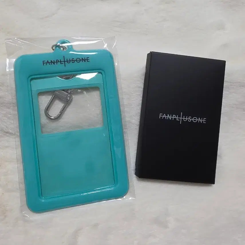 [SOLD OUT] 지드래곤 팸키트 캘린더포카 + 포카홀더 일괄