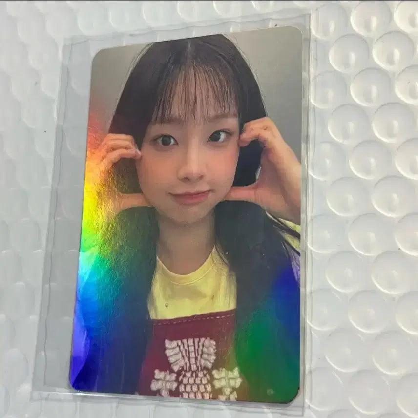 [BUNJANG] LOONA Chuu Strawberry Rush Aladdin Hologram Photocard / 이달의소녀 츄 strawberry Rush 알라딘 홀로그램 포카 1장