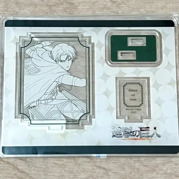 [BUNJANG] Attack on Titan Levi Acrylic Stand / 진격의거인 리바이 선화 아크릴 스탠드 미개봉
