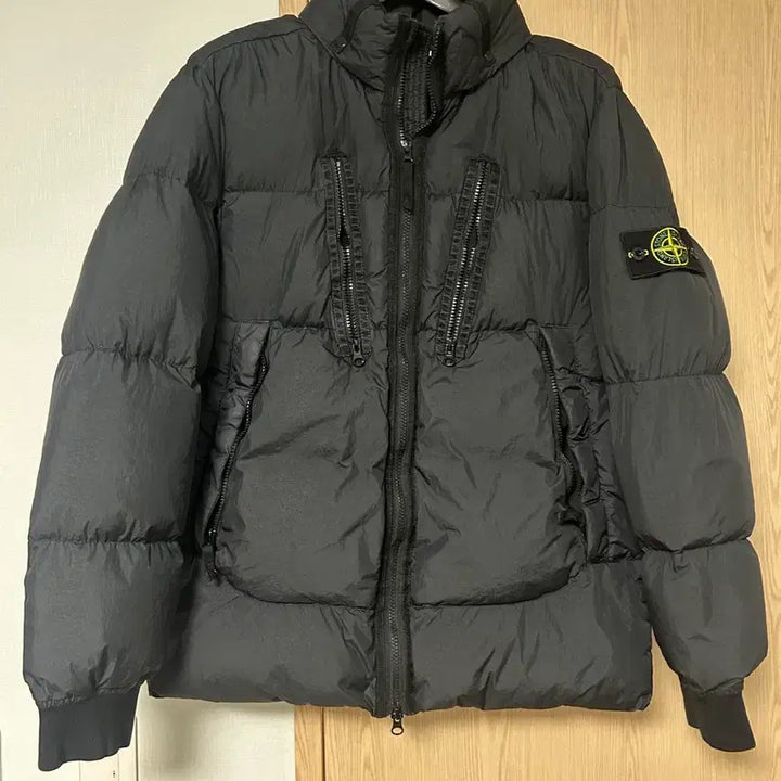 [BUNJANG] Stone Island Crinkle Reps Non-Hooded Padded Jacket / 21fw 스톤아일랜드 크링클랩스 논후드 패딩