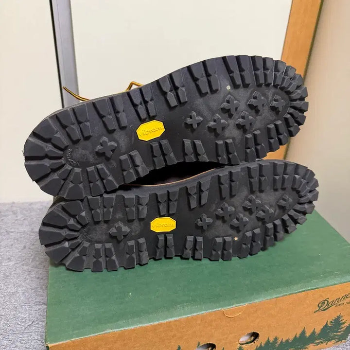 [SOLD OUT] 대너 마운틴라이트