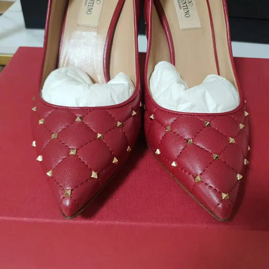 [SOLD OUT] *정품* 발렌티노 레드 하이힐 (235)