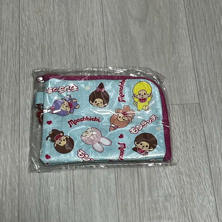 [SOLD OUT] 미개봉, 반택비포함)몬치치 카드지갑 카드패스 가챠 판매
