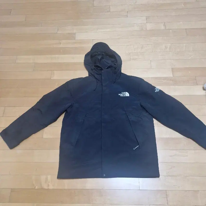 [SOLD OUT] 노스페이스 마티스 바람막이