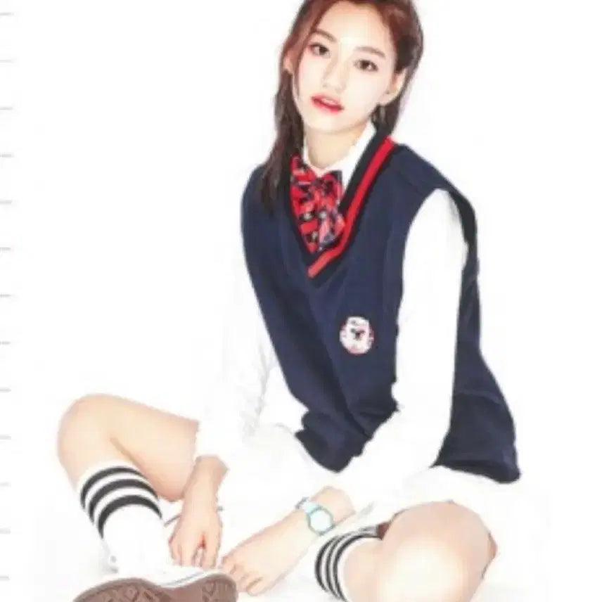 [BUNJANG] Beyond Closet Preppy I.O.I Vest Navy School Look / 비욘드 클로젯 프레피 아이오아이 베스트 네이비 스쿨룩 교복