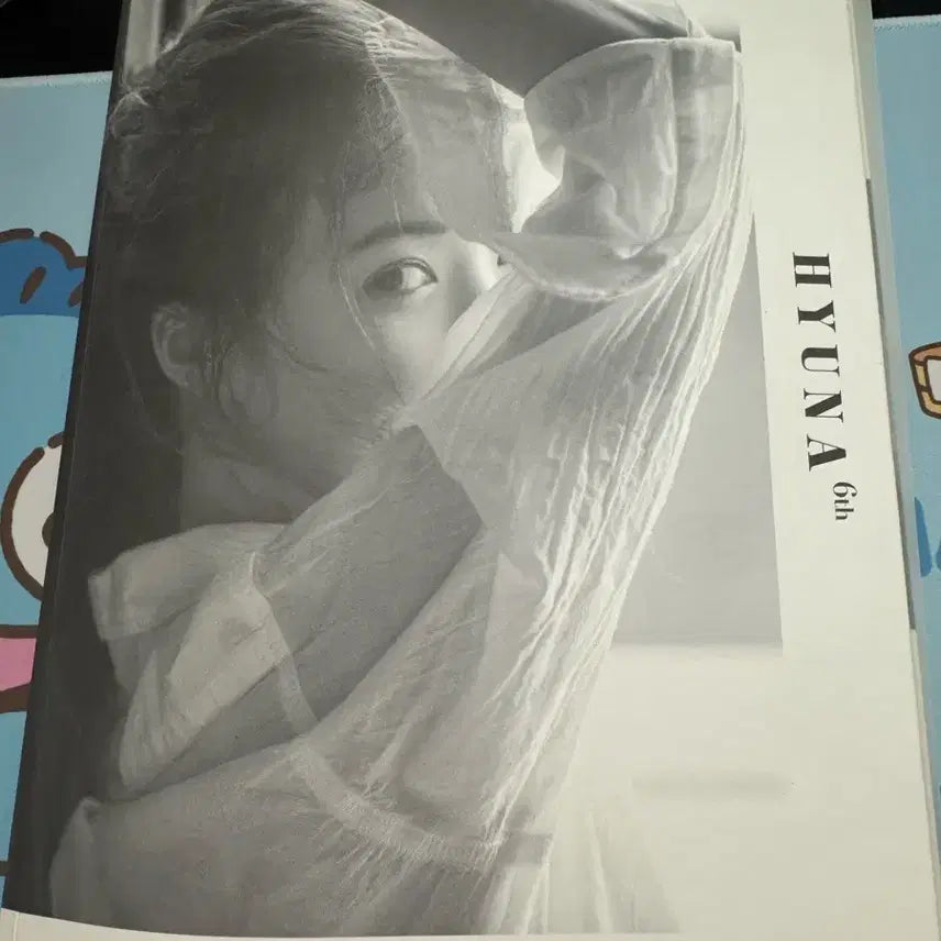 [SOLD OUT] 현아 - 미니 6집 Following 앨범 (중고)
