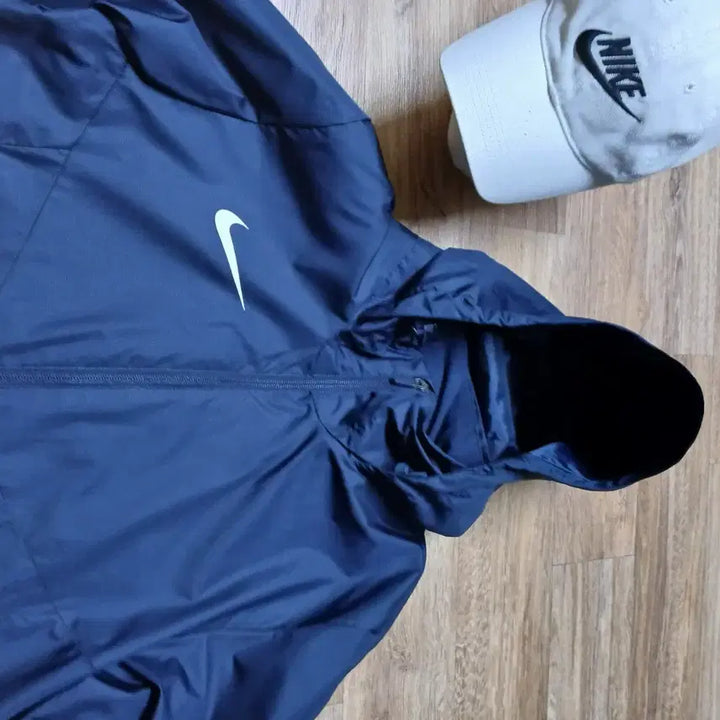[SOLD OUT] nike 나이키 쉴드 바람막이 자켓 95 M