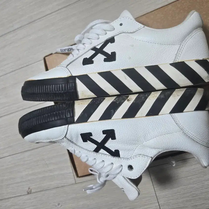 [BUNJANG] Off-White Sneakers Size 41 / 오프화이트 스니커즈 41사이즈