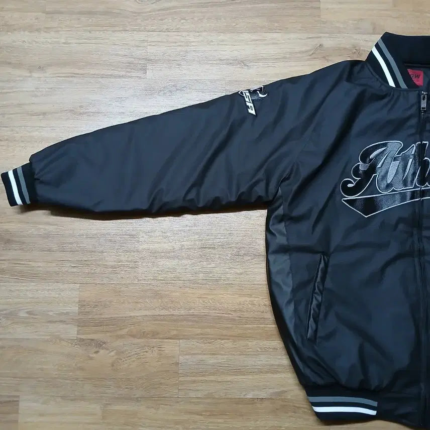 [BUNJANG] MUSCOLO Varsity Quilted Gym Jumper Padded Jacket / 택붙은 미사용 MUSCOLO 머스콜로 바시티 누빔 헬스 점퍼 패딩 자켓