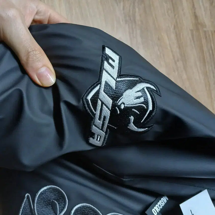 [BUNJANG] MUSCOLO Varsity Quilted Gym Jumper Padded Jacket / 택붙은 미사용 MUSCOLO 머스콜로 바시티 누빔 헬스 점퍼 패딩 자켓