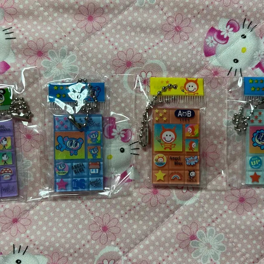 [BUNJANG] Angel Blue Tile Seal Gacha Keyring Set / 엔젤블루 타일 씰 가챠 키링