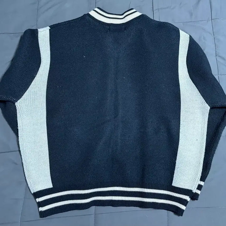 [BUNJANG] XTONZ Marie Stadium Knit Zip-up / 엑스톤즈 마리 스타디움 니트 집업